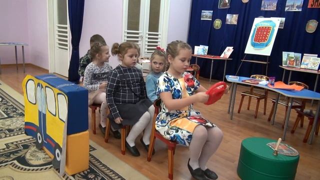 Музей История в значках. Школа 1236. Самостоятельная деятельность детей. смотреть онлайн