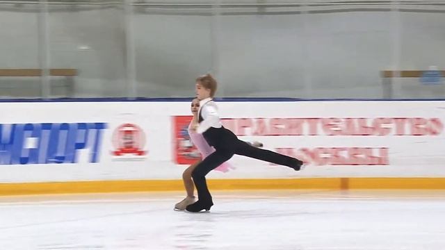Юлия Алиева/Михаил Кайгородцев Starlight Waltz. Первенство г.Москвы среди юниоров 2017 смотреть онлайн