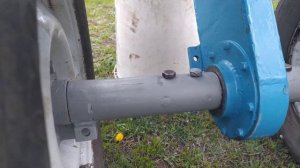 Самодельный мотоблок з мотором от муравья.