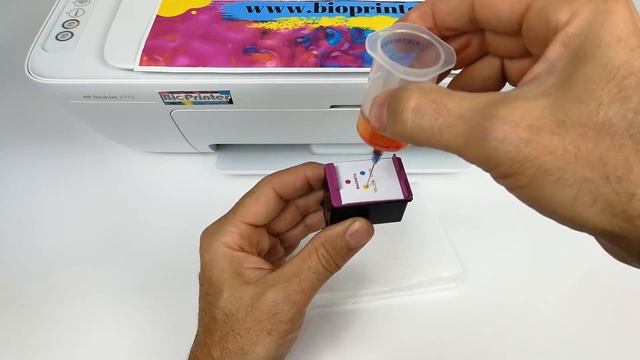 RECARGA CARTUCHO HP 305 305XL COLOR EN HP DESKJET 2710 2720. REFILL HP 305 COLOR CARTRIDGE.