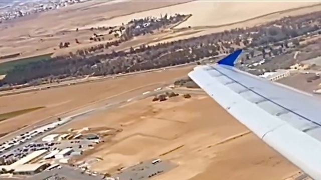 Takeoff from Larnaca Airport смотреть онлайн