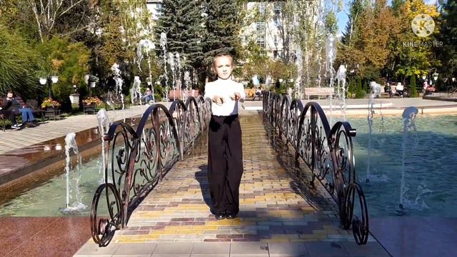 Поздравление с ДНЕМ УЧИТЕЛЯ от 3В класса! смотреть онлайн