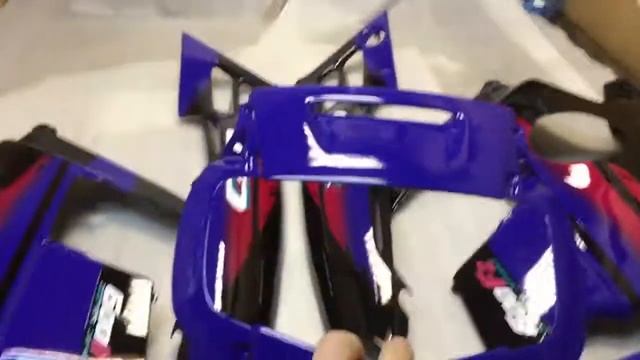 HONDA CBR600F2 Обзор комплекта пластика смотреть онлайн