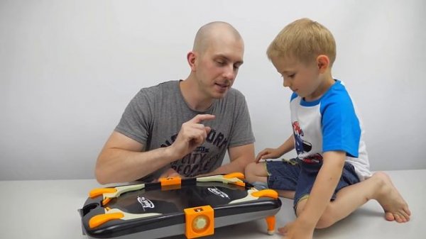 Детская игра ВОЗДУШНЫЙ ФУТБОЛ и Даник с папой / AIR SOCCER GLOW MAX