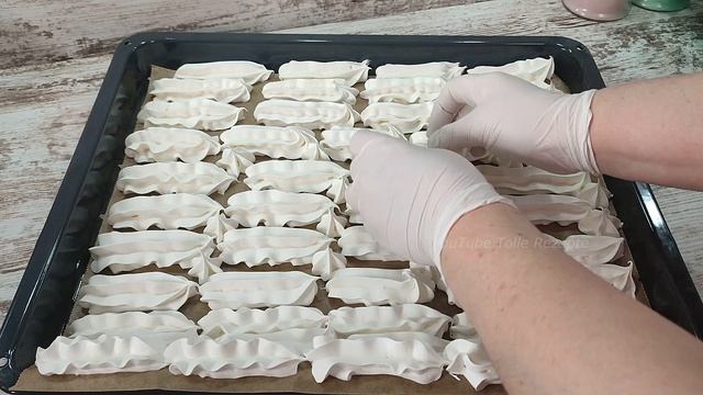 ?Der tollste Schokokuchen mit Snickers Geschmack! Weihnachtskuchen! Mit knusprigem Baiser! смотреть онлайн