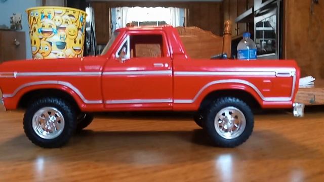 1978 Ford Bronco Custom 1:24 Scale Model review смотреть онлайн