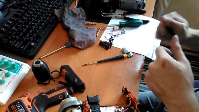 Black&Decker BL186KB-QW обзор и разборка смотреть онлайн
