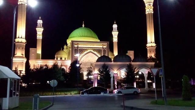 Гранд отель Шали. смотреть онлайн