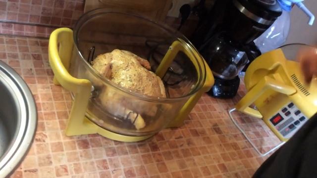 КАК ПРИГОТОВИТЬ ВУСНУЮ КУРИЦУ В АЭРОГРИЛЕ ИЛИ ДУХОВКЕ+ЧЕСНОЧНЫЙ СОУС смотреть онлайн