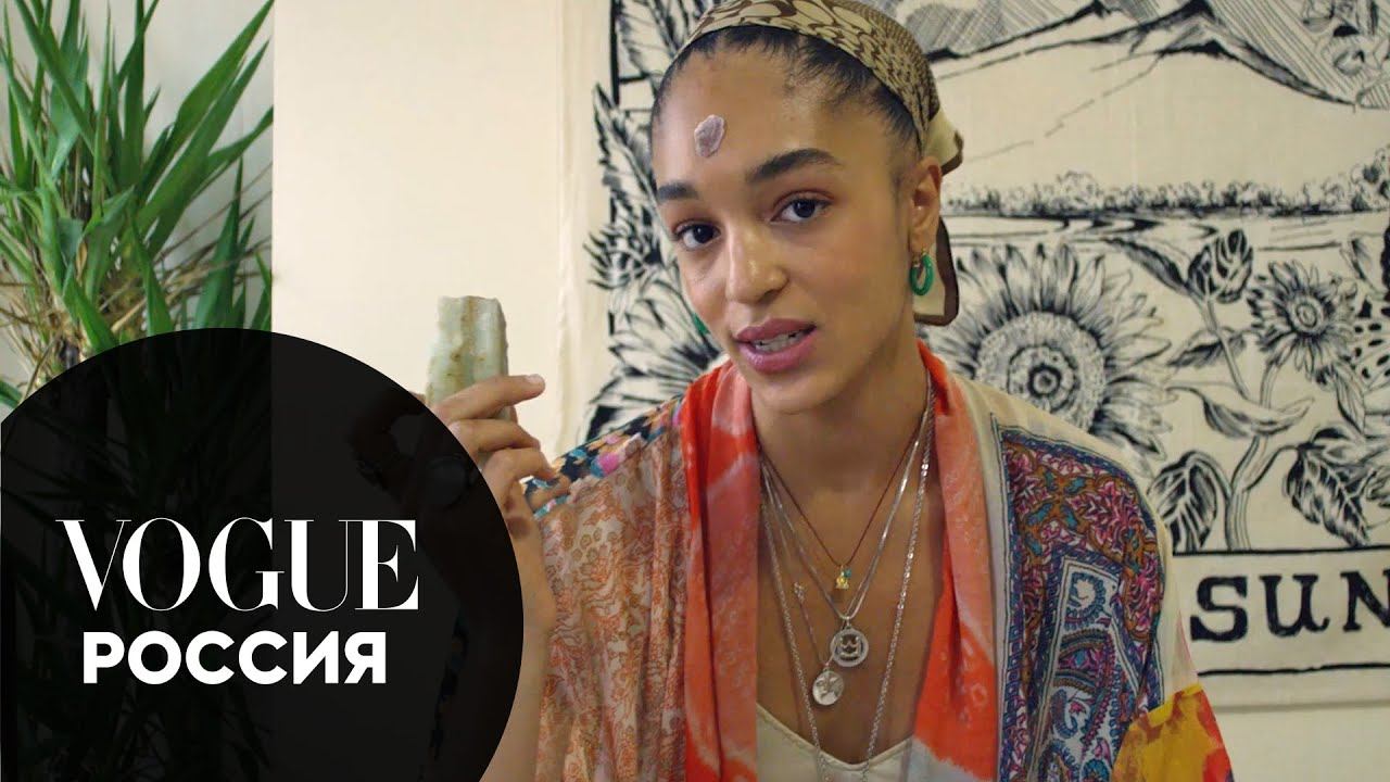 Модель Индира Скотт о своем идеальном вечере | Vogue Россия смотреть онлайн