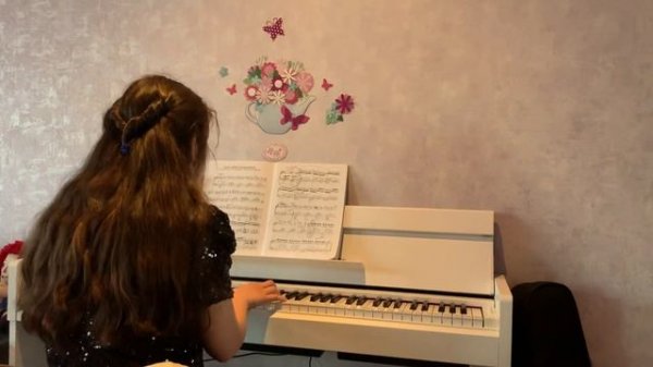 «Запах хвои и мандаринов.» Владимир Коровицын