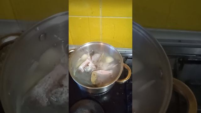 Вкуснейшая УХА от рыбака Варим уху Рецепт приготовления рыбы смотреть онлайн