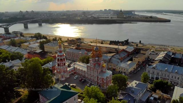 Зарисовка. ул. Рождественская с высоты 50 метров. Мавик Аир. смотреть онлайн