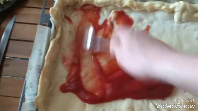 Пицца с мясом и грибами смотреть онлайн