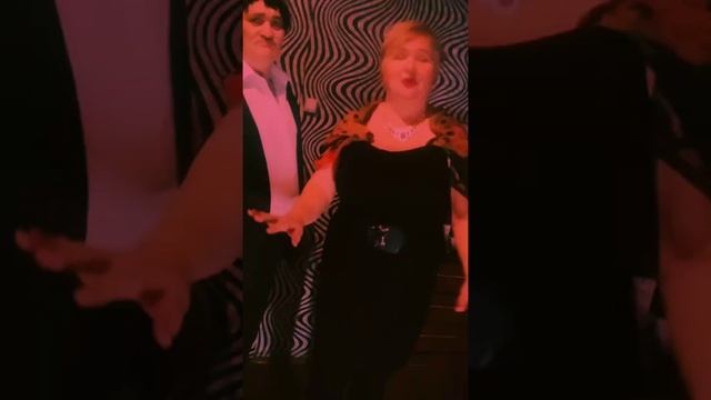 Никто нас в церкви не венчал смотреть онлайн