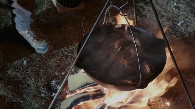 Аргентинские креветки на костре | Шокирующий рецепт | Kazan Plus смотреть онлайн