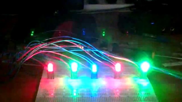 DMX512 - PWM16 Channel (ATmega16 run@ 16MHz) смотреть онлайн