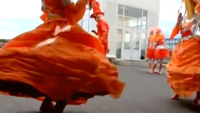 Бумажное шоу Корпоративный праздник "Оранжевые люди" смотреть онлайн