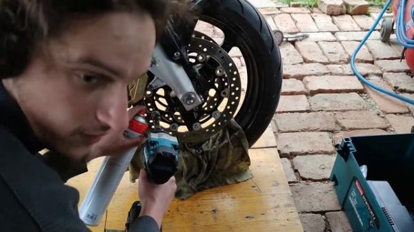 Honda CBR600RR 2004 part 2 Front end vibration root cause analysis Brake pads & rotors replacement