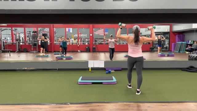 Total Body 26. Fat Burning Cardio with Weights смотреть онлайн