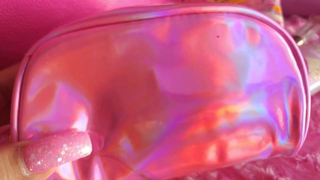 What's in My Pink Betsey Johnson Purse? Pink Themed/Girly Bag#2018💖🍭🌸🌟 смотреть онлайн