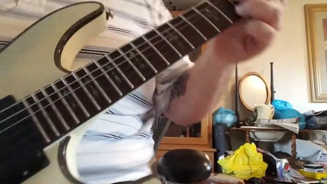 New Schecter Hellraiser with Floyd Rose смотреть онлайн