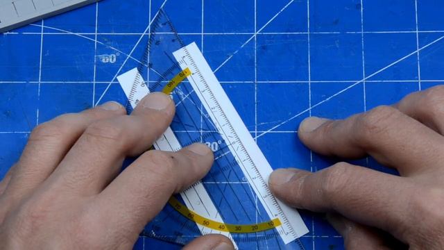 WINDOWS, DOORS, ROOF, GUTTER for a HOUSE DIORAMA (1/35, Schratchbuild) смотреть онлайн