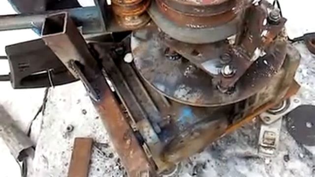 Трубогиб 1/2"-1" самодельный смотреть онлайн