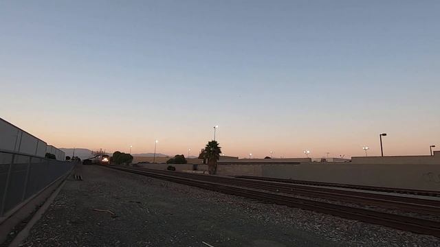 Amtrak Southwest Chief with BNSF 91 Geo Car смотреть онлайн