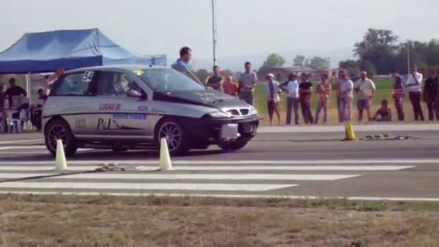 Drag Racing Marzaglia: Lancia Ypsilon VS Fiat Coupe' sparo 1/4 di miglio смотреть онлайн