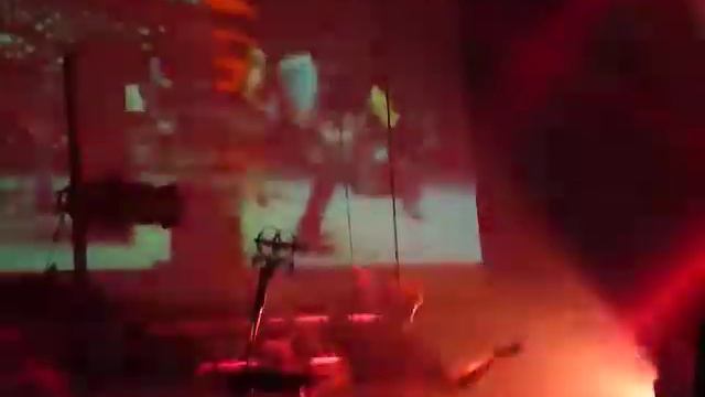New Order Crystal @ The Troxy on 10.11.12 смотреть онлайн
