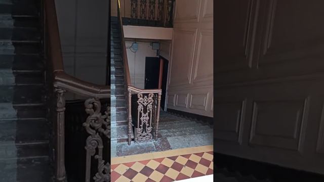 Дом дал трещину. смотреть онлайн