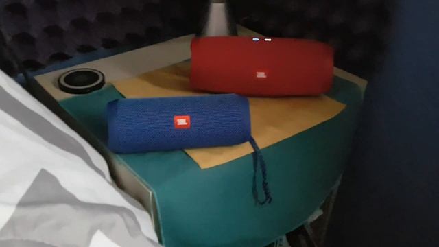 JBL flip 4 y charge 3 conectados en modo fiesta.. ((usar audifonos)) смотреть онлайн