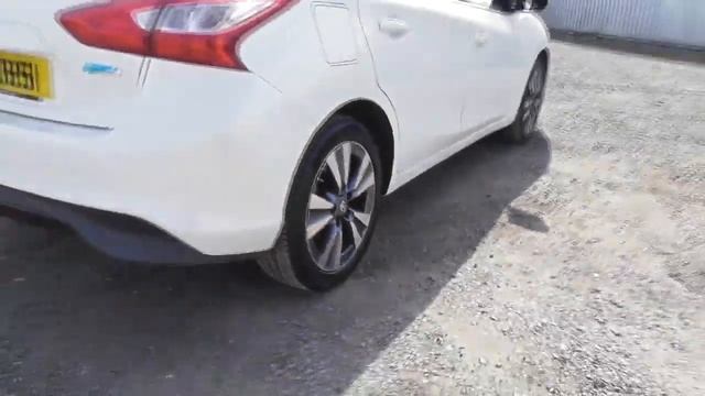 Nissan PULSAR 1.5 dCi Tekna 5dr U15314 смотреть онлайн