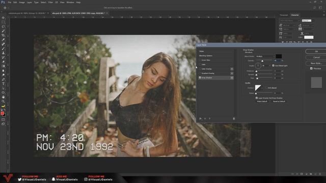 Tutorial: Creating A VHS/VCR Photo Glitch Effect! смотреть онлайн