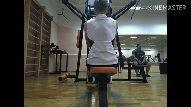 Мощная тренировка для спины, КАК СТАТЬ ШИРЕ? Весь секрет в видео! смотреть онлайн