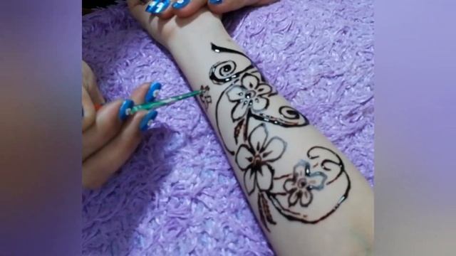 FORGET ME NOT FLOWER TATTOO DESIGN // FLOWER HENNA DESIGN // FORGET ME NOT TATTOO / SATISFYING VIDE смотреть онлайн