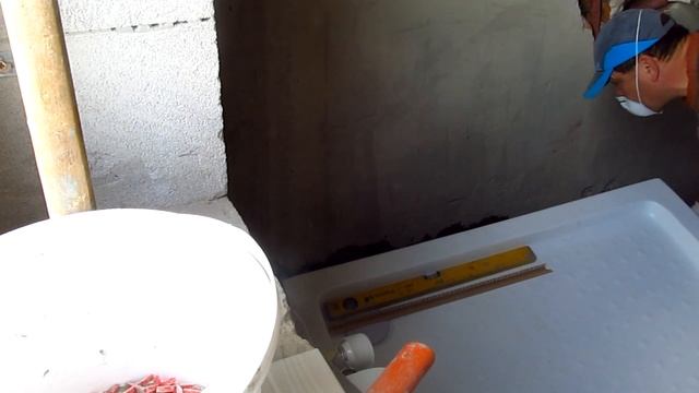 Как установить душевой поддон