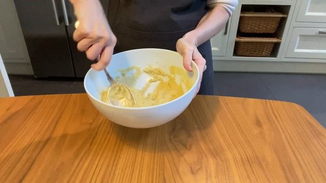 Самое ПРОСТОЕ и БЫСТРОЕ печенье БЕЗ САХАРА и ГЛЮТЕНА! 5 минут на тесто На КУКУРУЗНОЙ МУКЕ! РЕЦЕПТ П смотреть онлайн