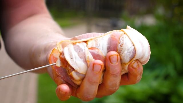 СВИНИНА в беконе на вертеле или как сделать САМЫЙ СОЧНЫЙ ШАШЛЫК смотреть онлайн