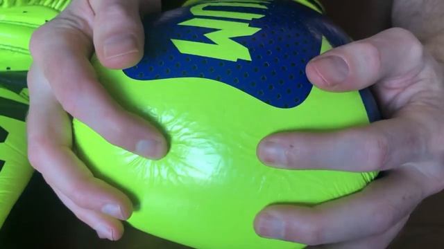 VENUM HAMMER PRO LOMACHENKO BOXING GLOVES REVIEW смотреть онлайн