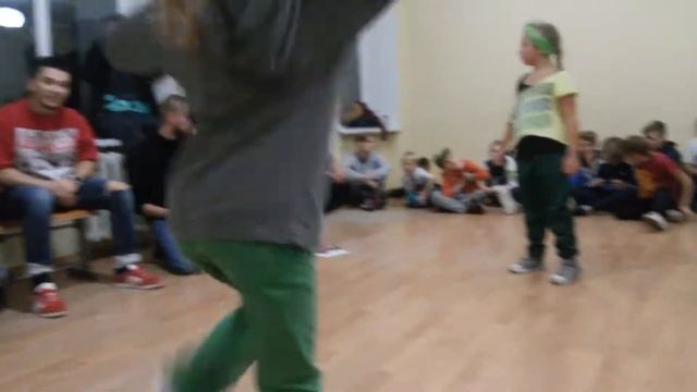 HAVIN' FUNK DS. Ксюша Атаманенко aka Ksyusha/Лена Бабченко aka Helen на SOM Battle - 2. 28.11.17 смотреть онлайн