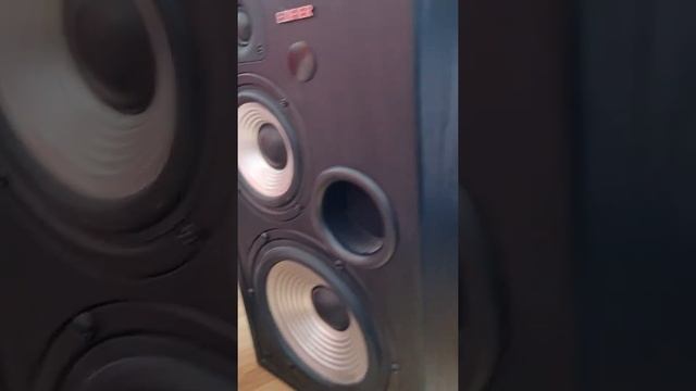 Edifier Studio 7 R2700 смотреть онлайн