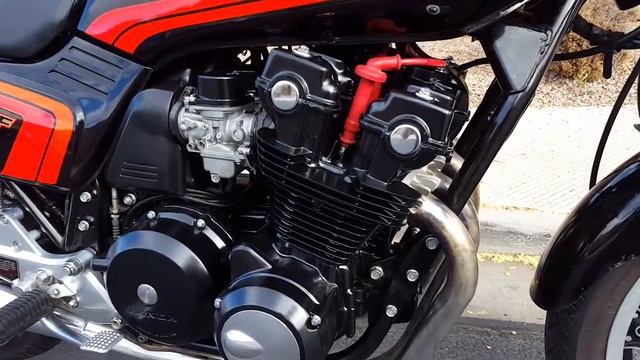 1982 Honda CB750F Super Sport - first start смотреть онлайн