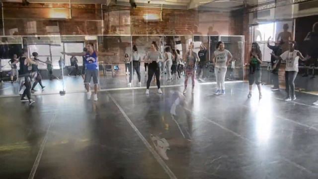 Julius Ebreo | Typhoon Haiyan/Yolanda Dance Class Appeal | Raising Money For Victims смотреть онлайн