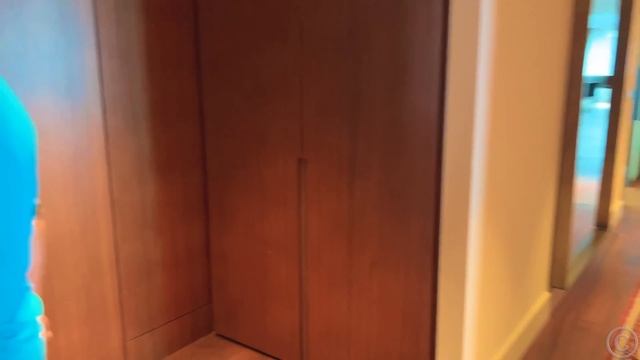 Nastya shows how to entertain each other with her dad