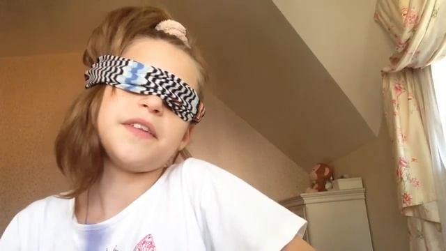 Рисуем меня с закрытыми глазами!!!! смотреть онлайн
