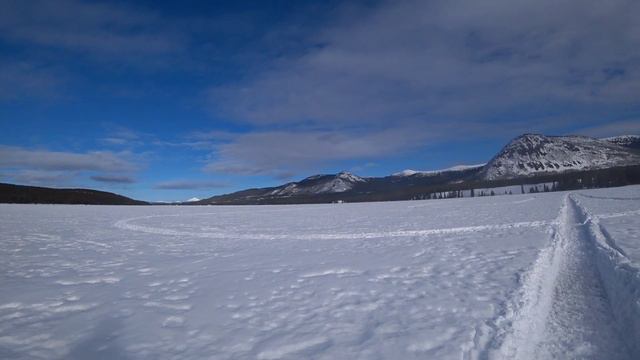 Як відпочивають ЮКОНЦІ на ДАЧАХ: сюди тільки на снігомобілі або літаком | КАНАДА #6 смотреть онлайн
