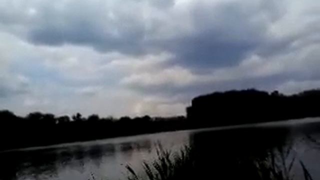 На ставку. Дощ. Тут починається річкка Суха Сура video 2016 05 26 14 55 27 смотреть онлайн