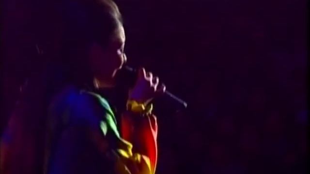 Дильназ Ахмадиева - Көзлириңни (Д.Бахаров - А.Долятов)